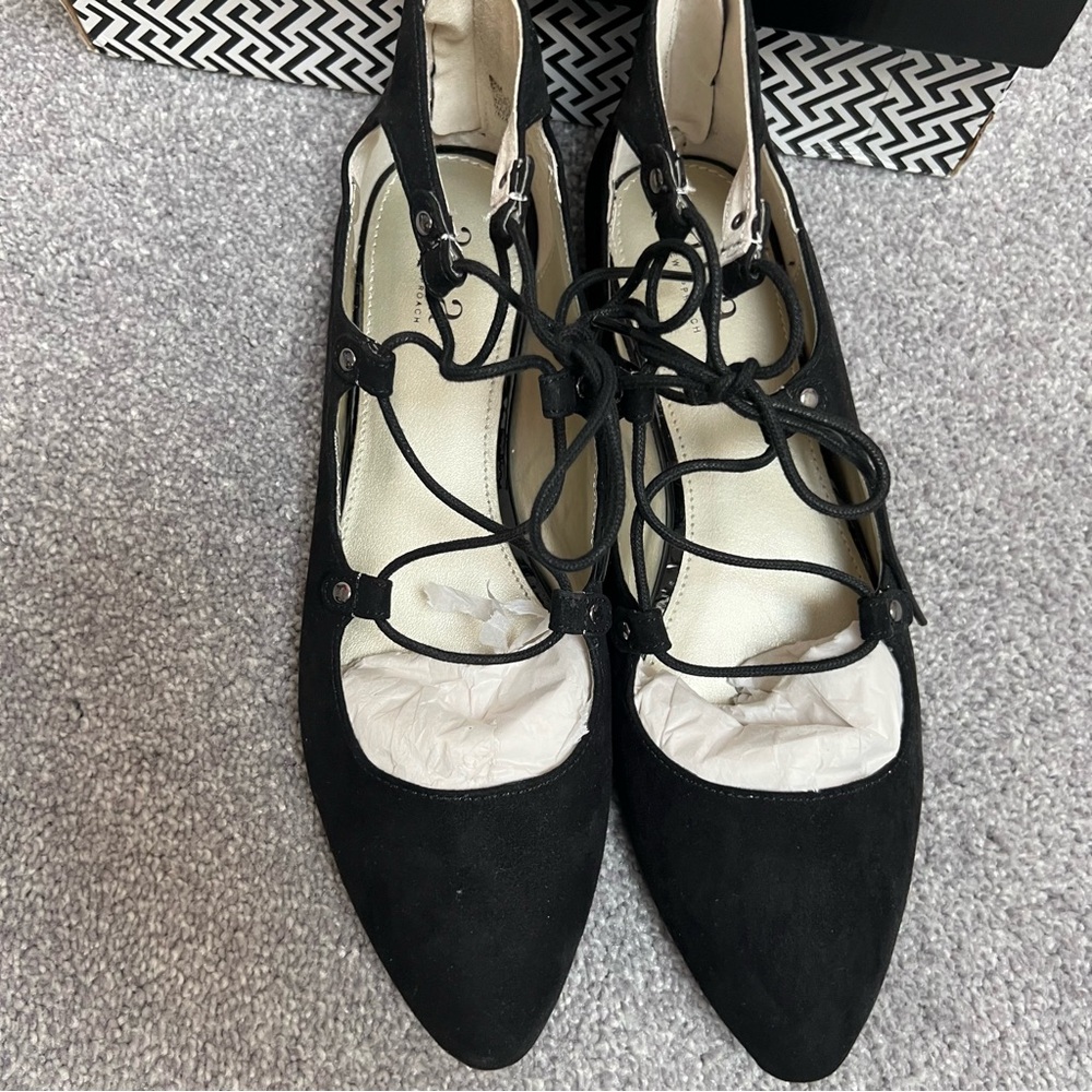 A. N. A. Black suede lace up bow tie pointed Ember Black size 9.5 M comes in box - Picture 4 of 10